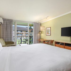 Zimmer mit Kingsize-Bett